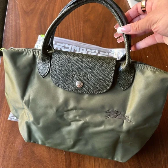 Longchamp Small Le Pliage Green Purse - Picture 3 of 3